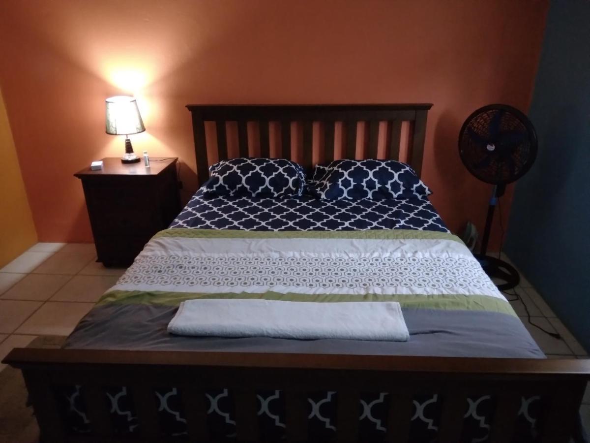 Danglez Bed&Breakfast Bataka Extérieur photo