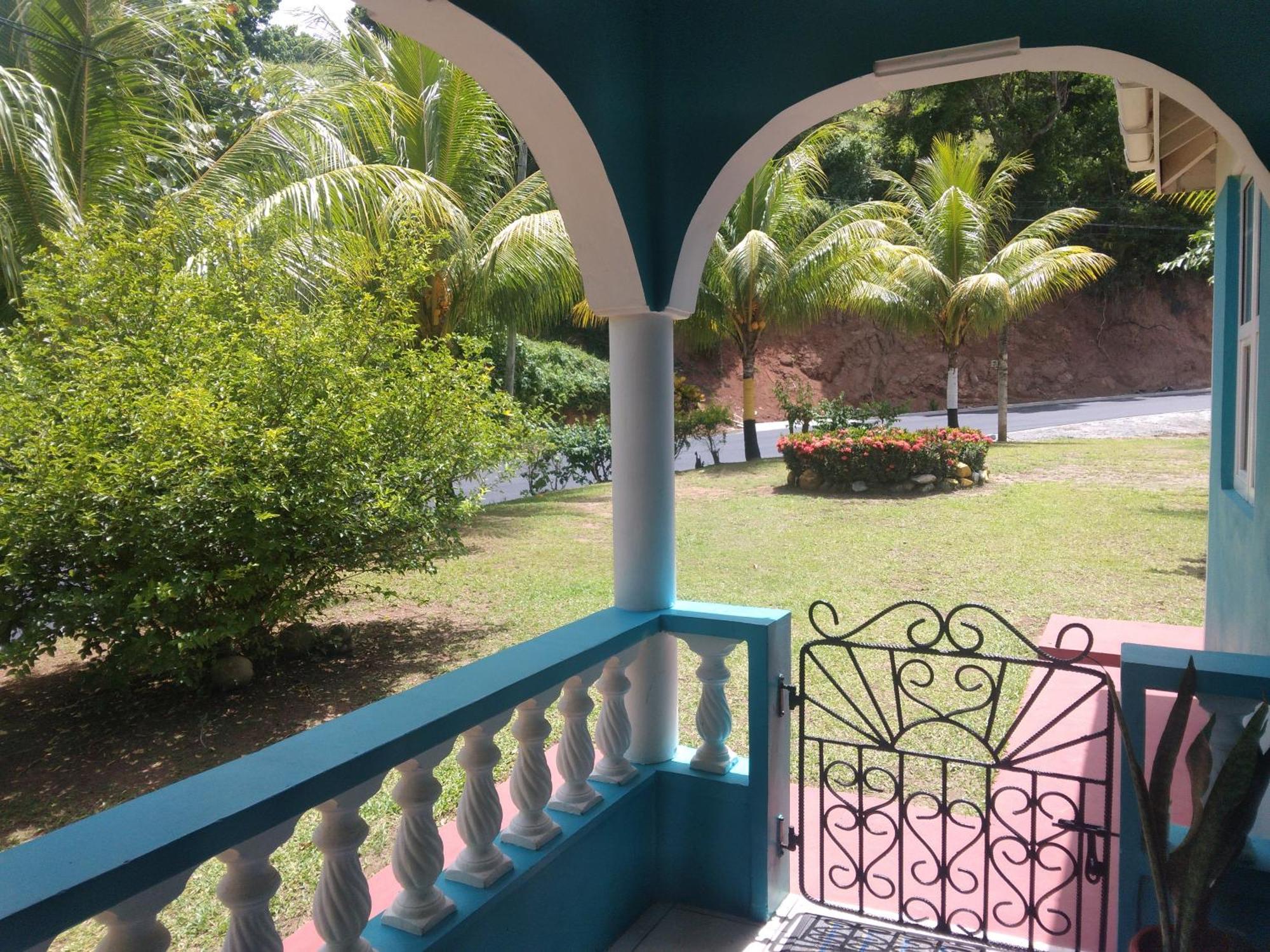Danglez Bed&Breakfast Bataka Extérieur photo
